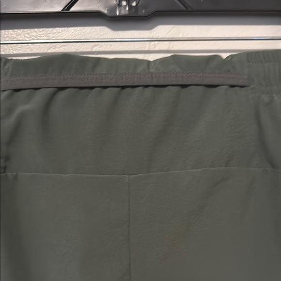 lululemon athletica Olive Athletic Shorts Medium - Picture 8 of 9